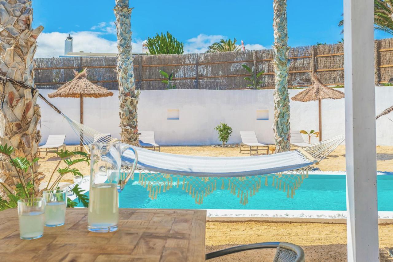 Boutique Beach Villa By Lanzarote Retreats - Private Pool - 1 Min Walk To Sea Pool Charco del Palo Exterior foto