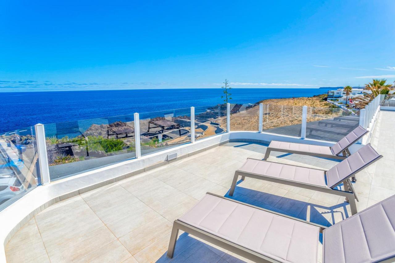 Boutique Beach Villa By Lanzarote Retreats - Private Pool - 1 Min Walk To Sea Pool Charco del Palo Exterior foto