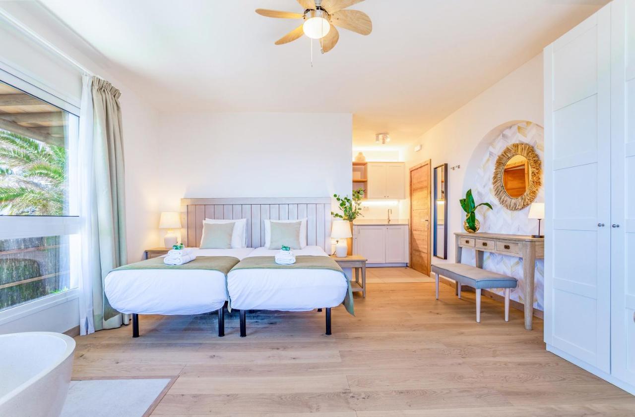 Boutique Beach Villa By Lanzarote Retreats - Private Pool - 1 Min Walk To Sea Pool Charco del Palo Exterior foto