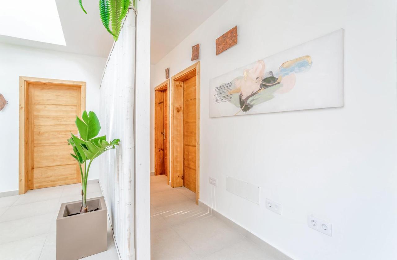 Boutique Beach Villa By Lanzarote Retreats - Private Pool - 1 Min Walk To Sea Pool Charco del Palo Exterior foto