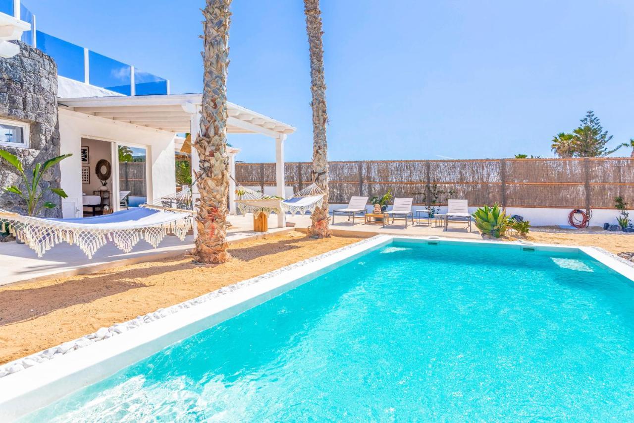 Boutique Beach Villa By Lanzarote Retreats - Private Pool - 1 Min Walk To Sea Pool Charco del Palo Exterior foto