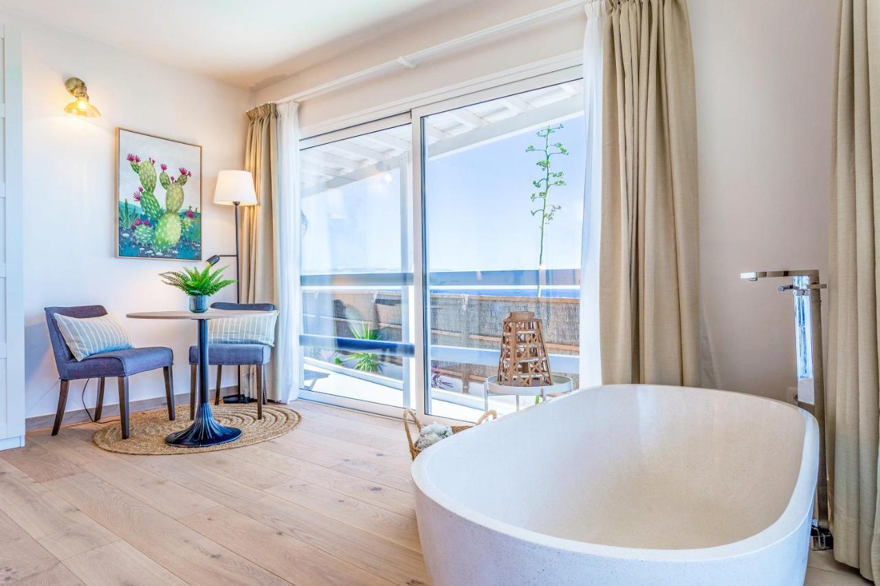 Boutique Beach Villa By Lanzarote Retreats - Private Pool - 1 Min Walk To Sea Pool Charco del Palo Exterior foto